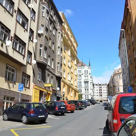 Homelike Prague Apartment Exterior photo